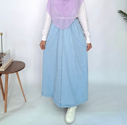 جيبة جينز كلوش استك